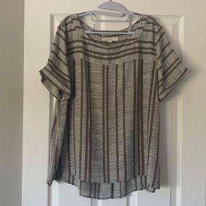 Short Sleeve Patterned Blouse